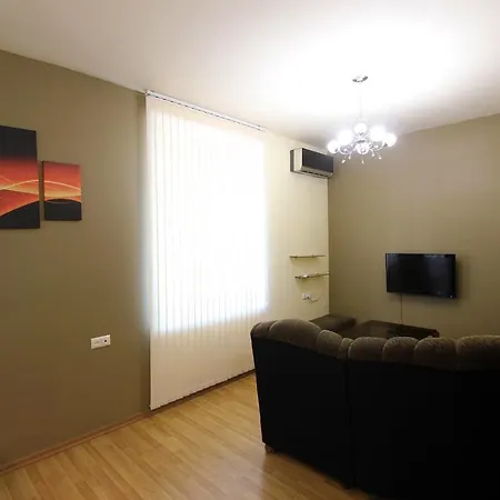 Studio With Balcony On Sayat Nova Avenue Yerevan Exterior photo